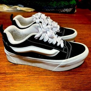 Vans Old Skool Stackform shoe Women’s size 8